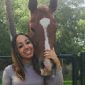 Meet your Posher, Chenoa